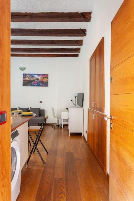 Bomboniera Nel Cuore Di Milano Navigli Milão Exterior foto